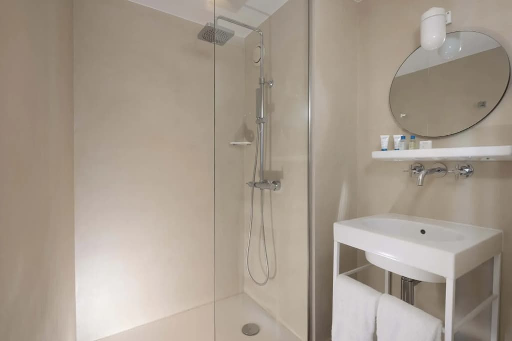 Le Petit Beaumarchais Hotel & Spa - photo 7
