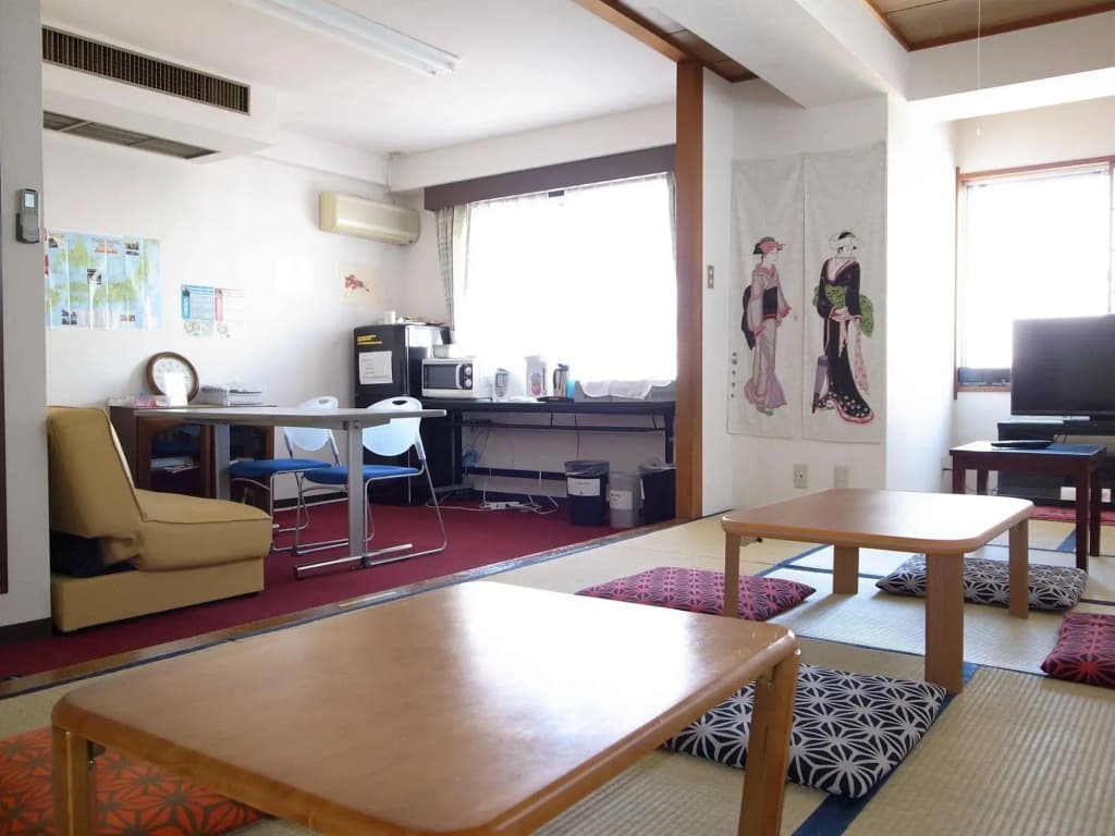 Tokyo Ueno Youth Hostel - photo 15