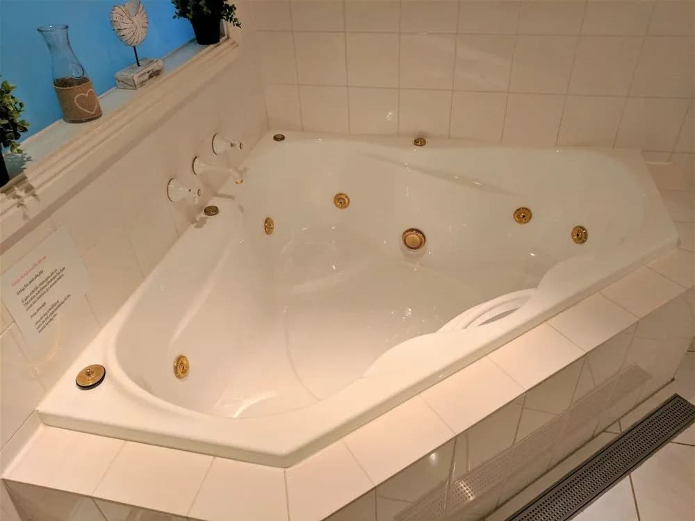 Annie Roe's Luxury Bed & Breakfast - photo 8
