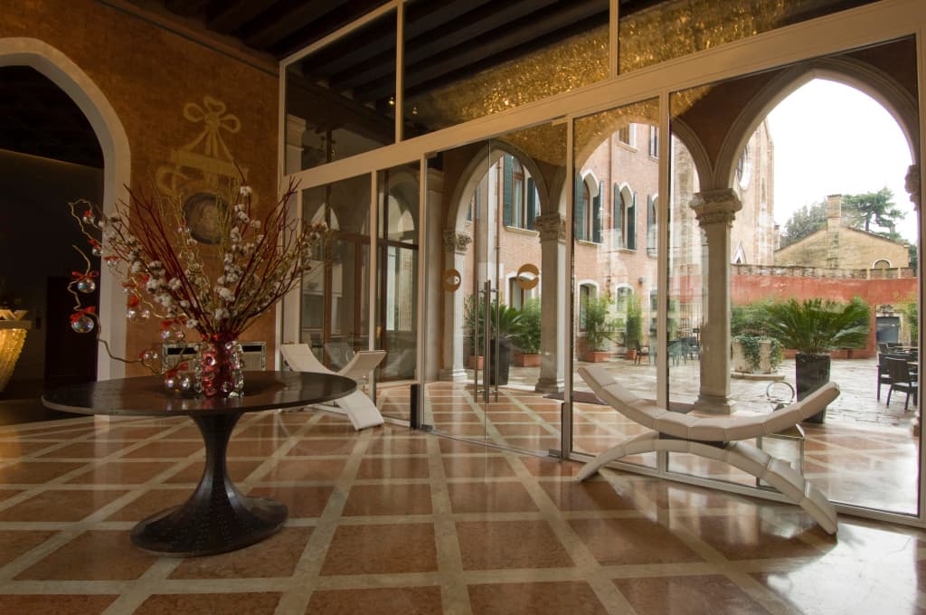 Sina Centurion Palace Hotel - photo 28
