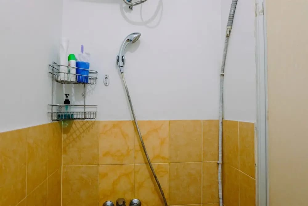 Comfy City View 1BR Apartment Menteng Square - photo 8