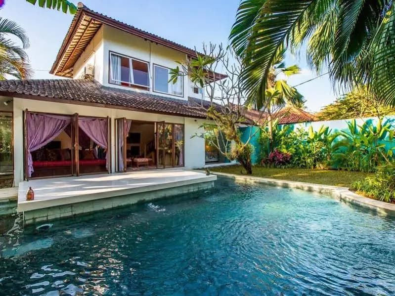 Eshina Villa - photo 2