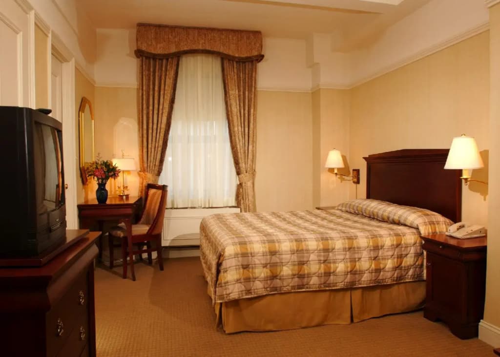Wellington Hotel - photo 22