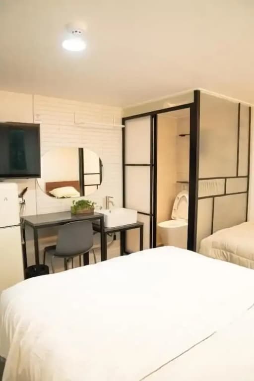 U Stay Hostel - photo 4