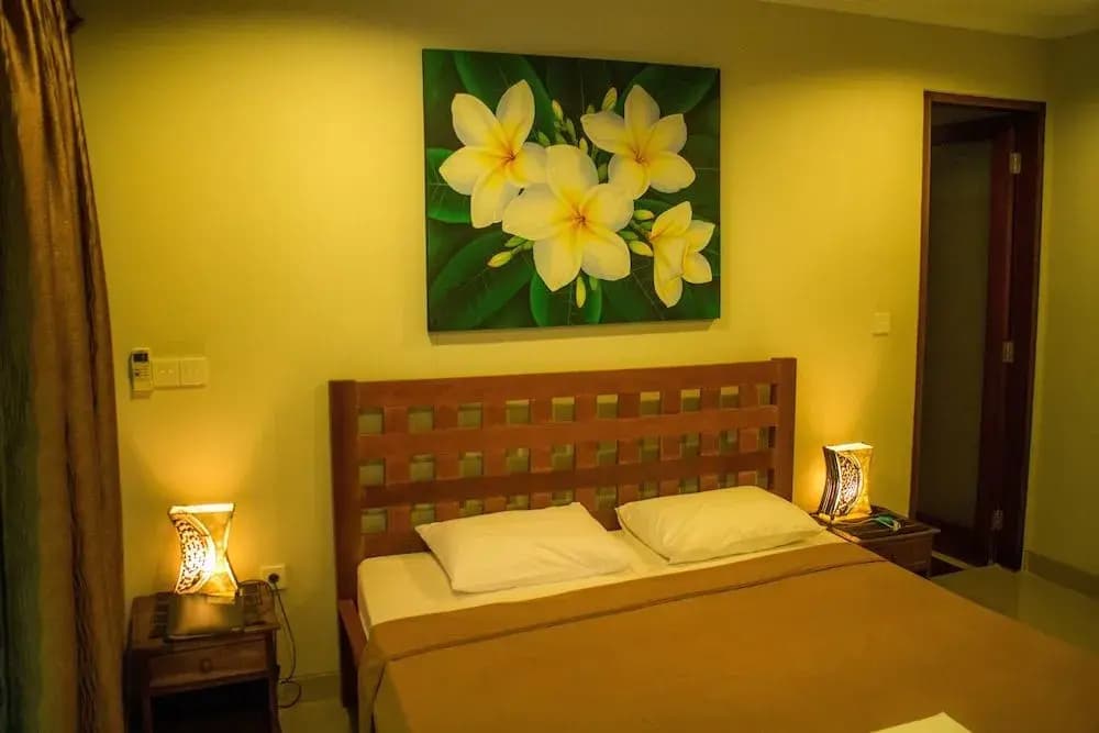 Sunrise Hotel - photo 3