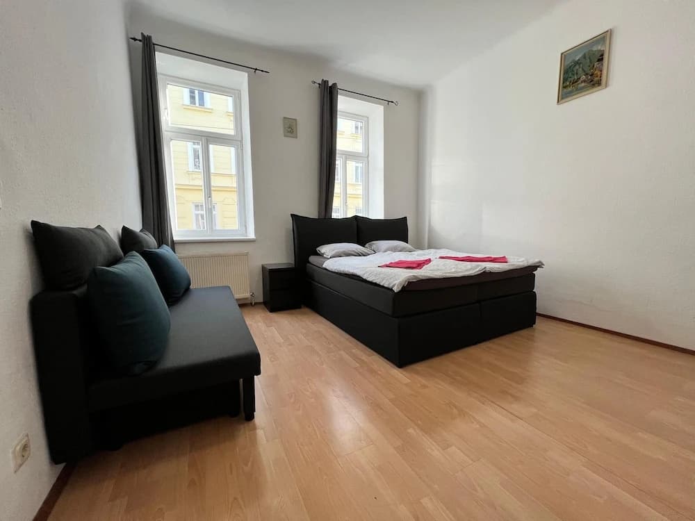 Affordable 3BR shared Apt. near Meidling - photo 5