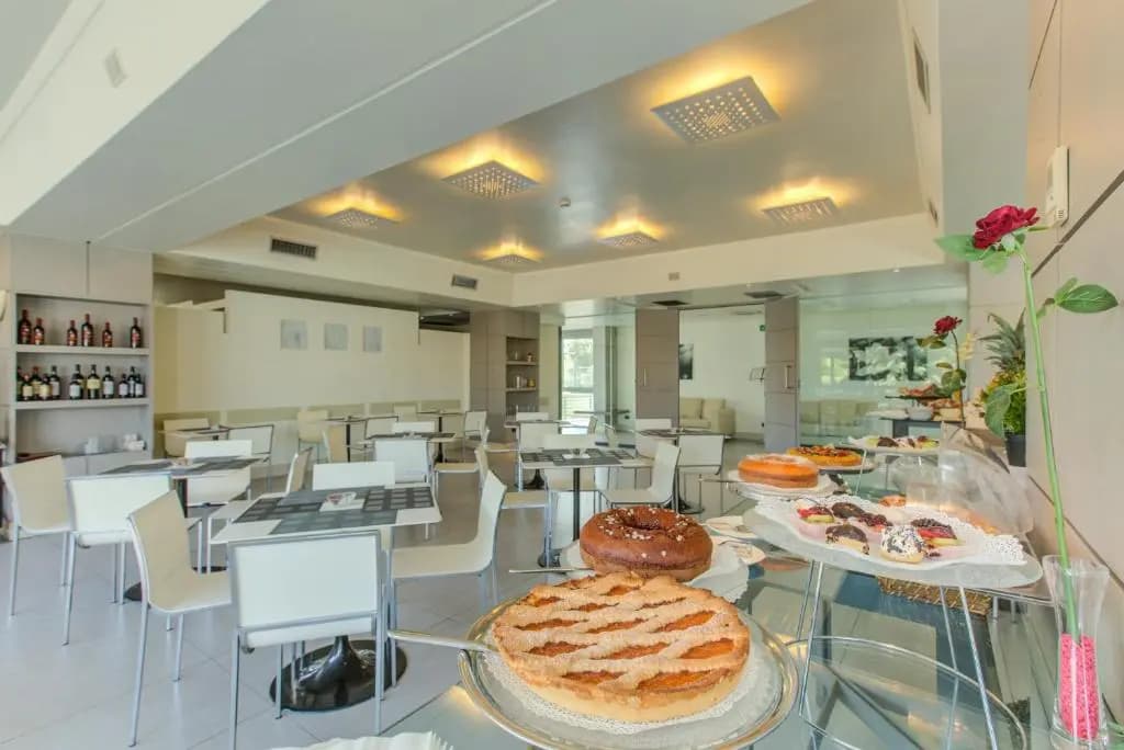 Ardeatina Park Hotel - photo 12