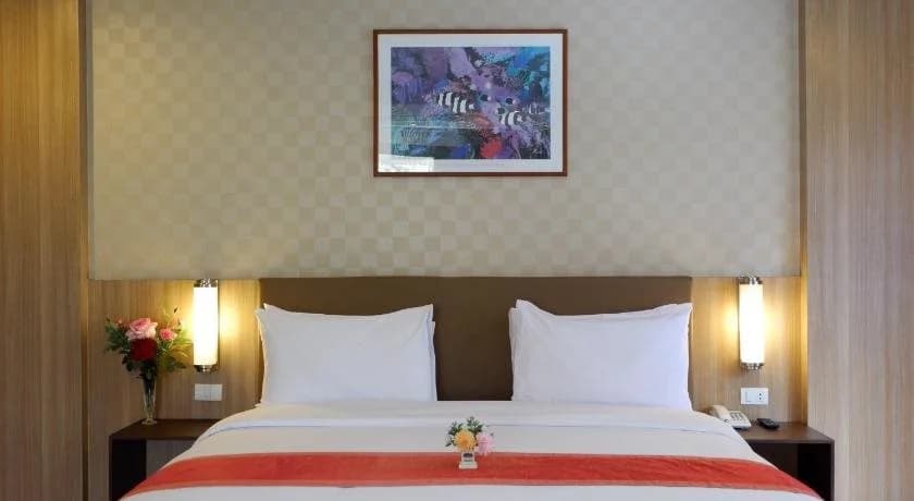 Dynasty Inn - photo 2