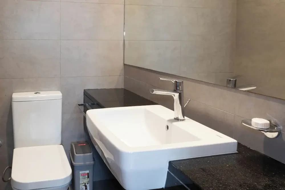 Bloomfields Luxurious 2BR In Parkside - photo 7