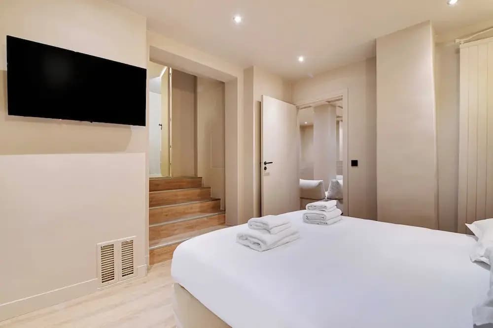 Elegant Home - 5bd/12p - Heart of 'Le Marais' - photo 3