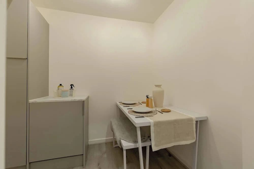Modern Wheatfield Apartment - photo 5