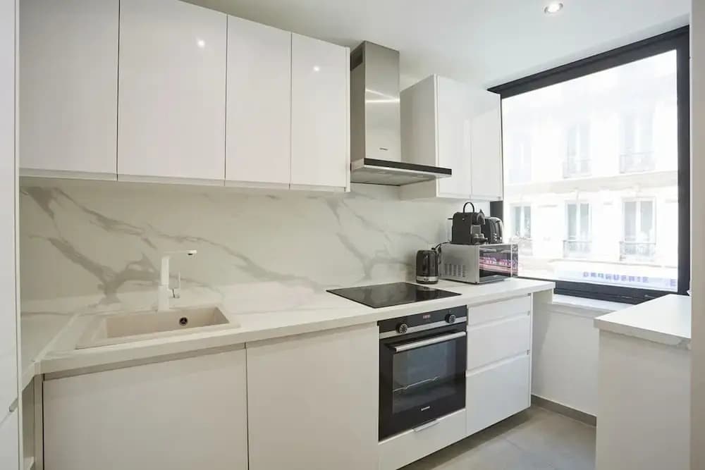 Sublime 3 Bedrooms Flat Center of Paris Montmartre - photo 10