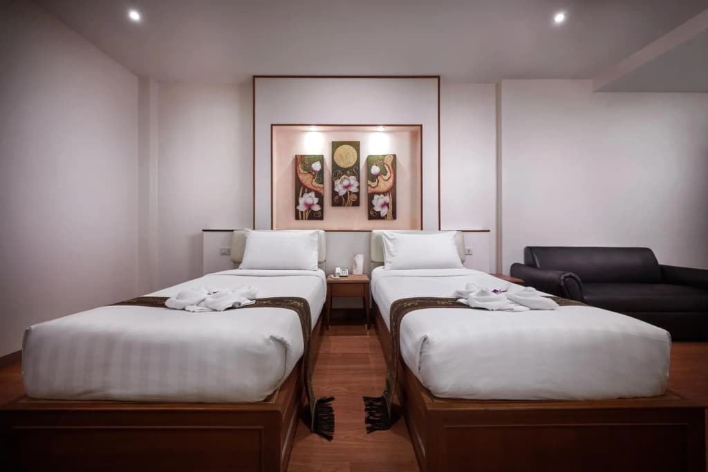 KC Place Hotel Pratunam - photo 26