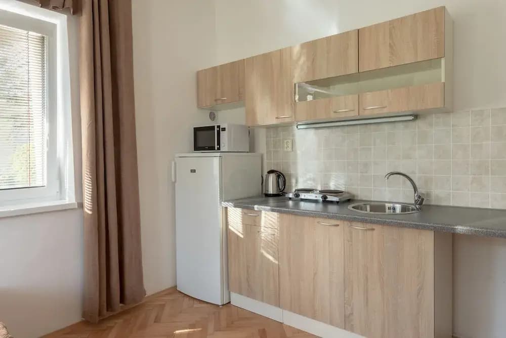 Green Park Apartments - photo 16
