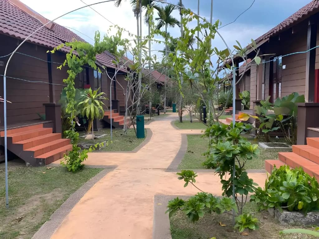 Ulek Beach Resort - photo 12