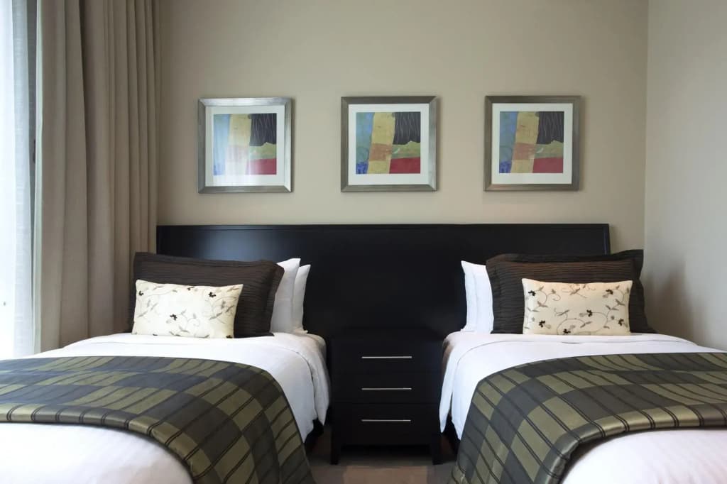 Shangri-La Hotel Apartments Qaryat Al Beri - photo 4