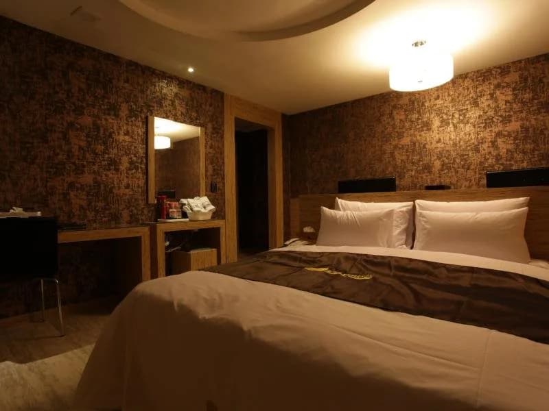 Hotel Pharaoh - photo 2
