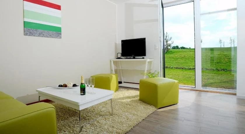 Black Bridge Hotel Apartment - photo 2