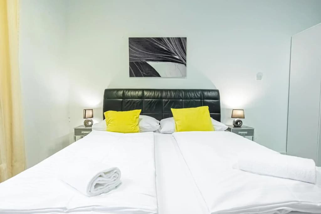 Modern Apartment suitable for Longstays - photo 17