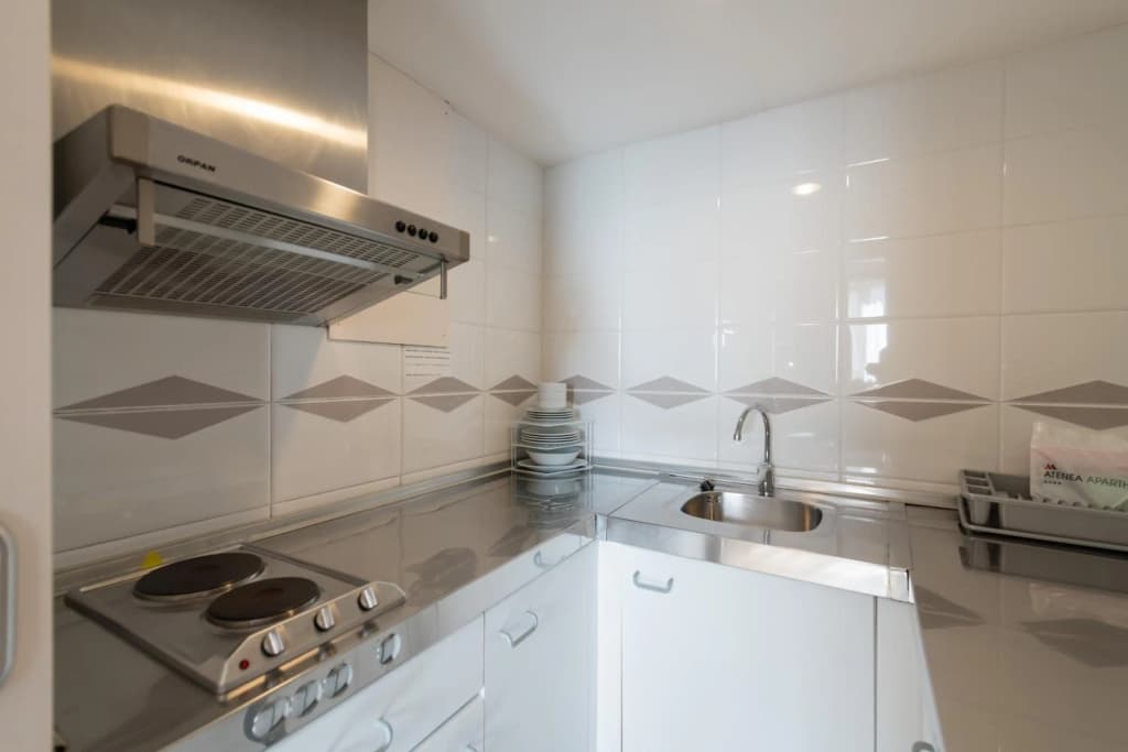 Atenea Barcelona Aparthotel  - photo 25