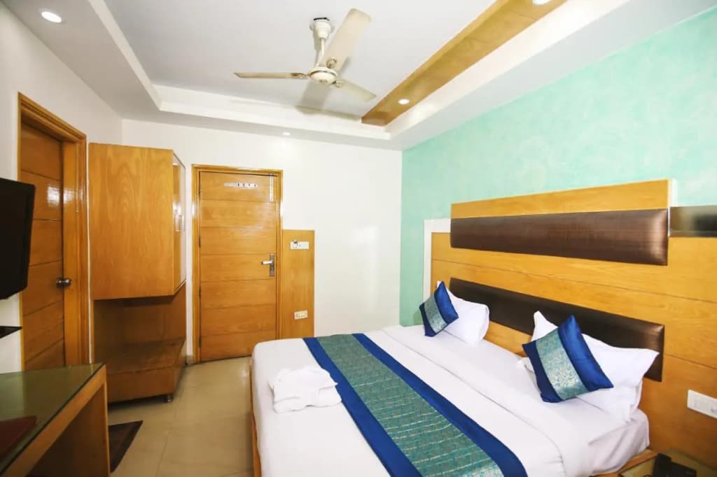 Hotel Lav-Kush Deluxe - photo 19