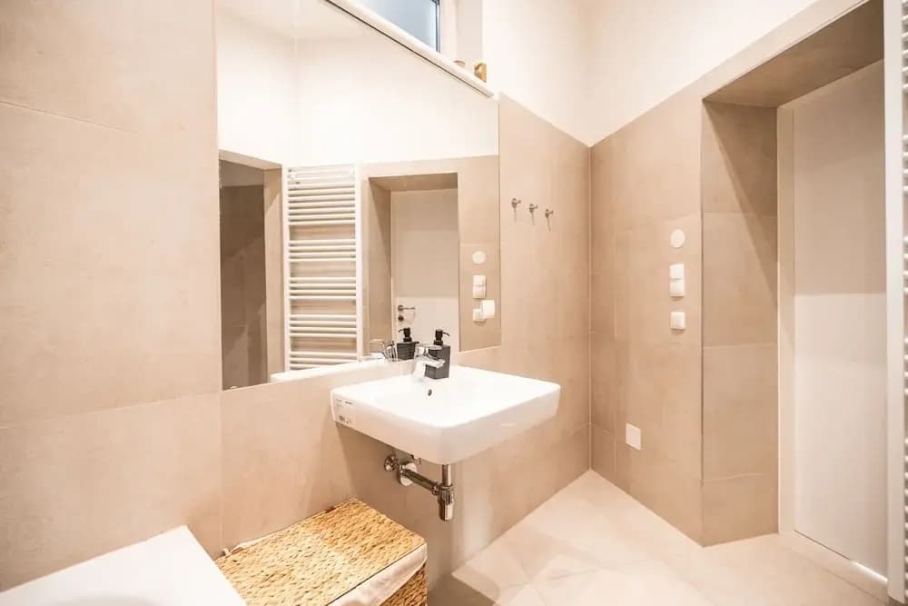 Rochus Stylish Stays - photo 7