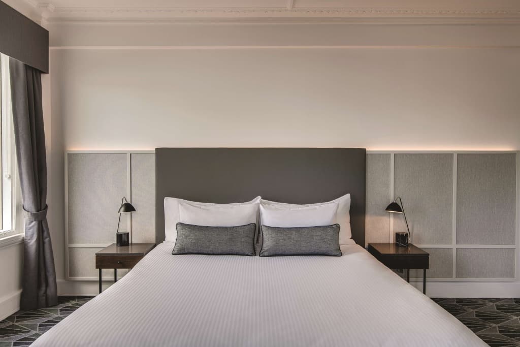 The Savoy Hotel on Little Collins Melbourne - photo 5