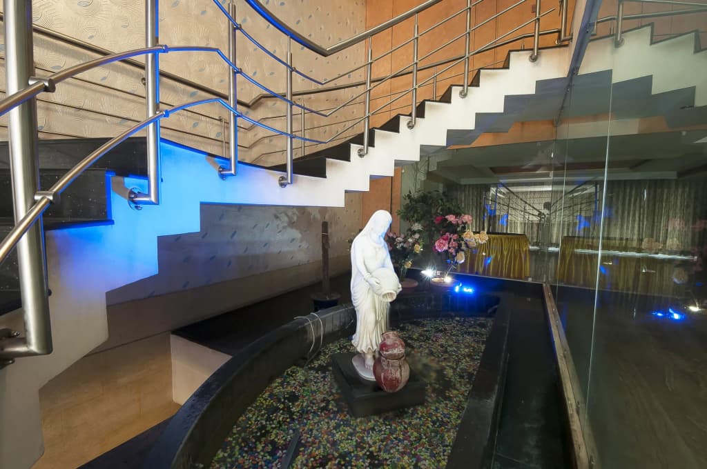 Mayur Hotel - photo 12