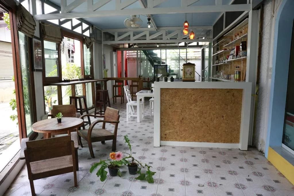 Past Tense Hostel - photo 15