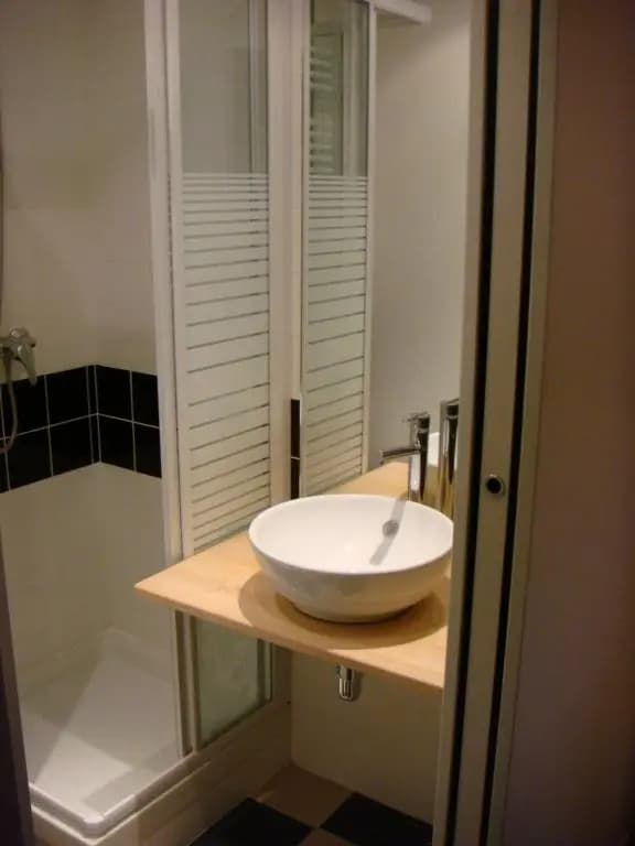 Beautiful Lincoln Apartment - photo 7