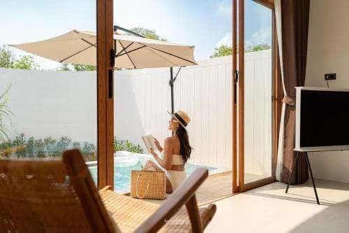 SaroRach Pool Villa Resort Kohlarn - photo 2