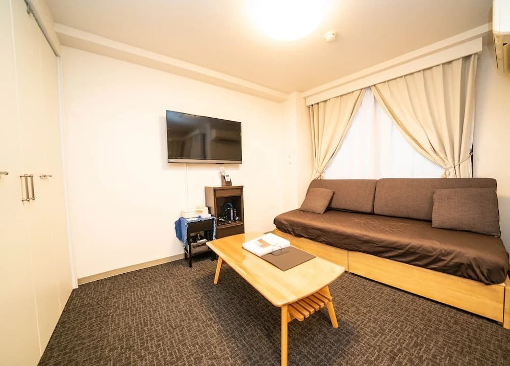 Okido Bldg Unit 602 - photo 2