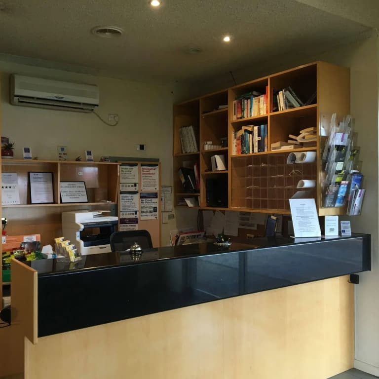 Footscray Motor Inn - photo 2