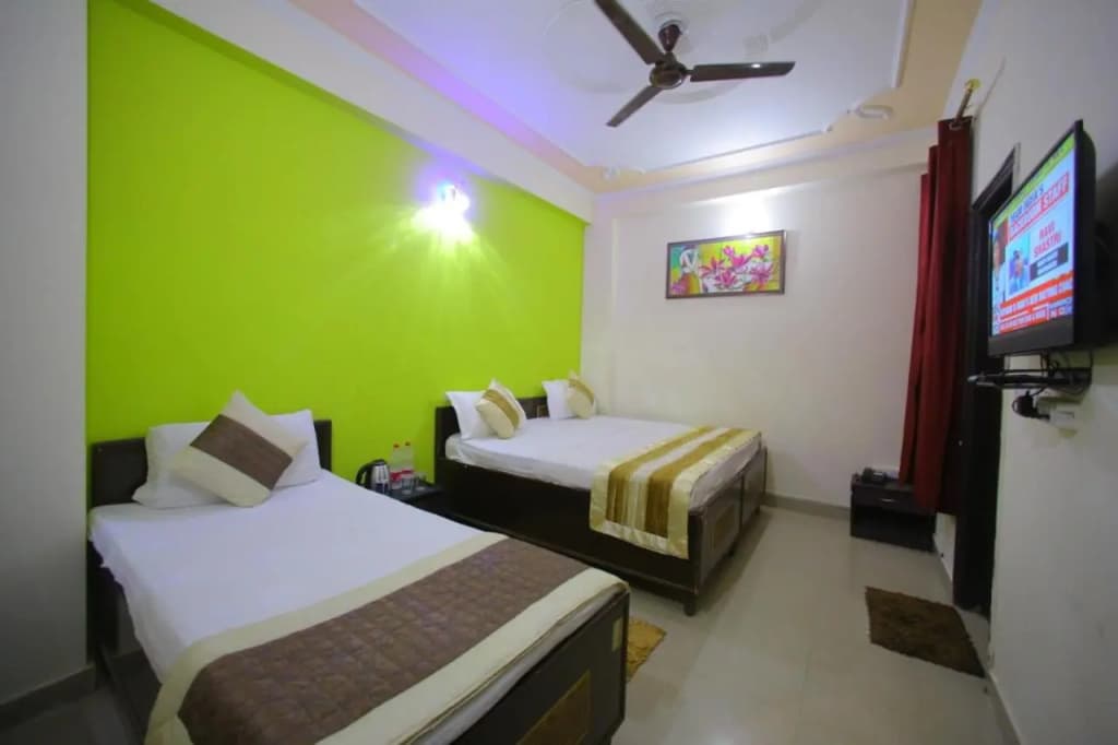 Hotel Qualia Suites at Delhi Airport - photo 4