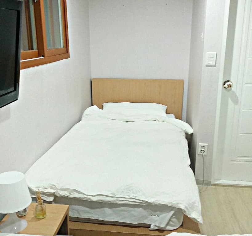 Chris Hostel - photo 4
