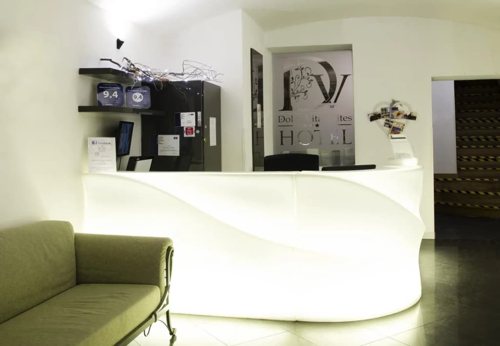 Dolce Vita Suites Hotel - photo 17