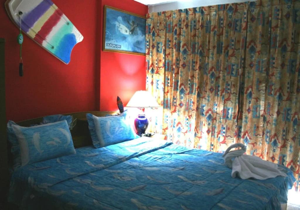 Summer Breeze Inn - main photo