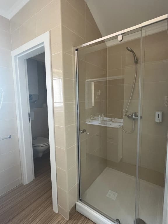 Camille Apartments - photo 10