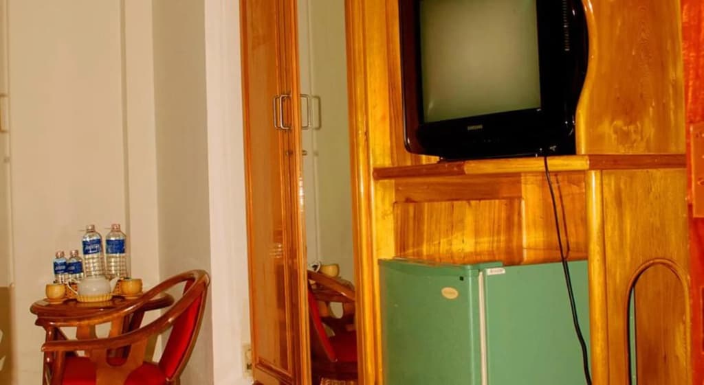 My Long Hotel - photo 6