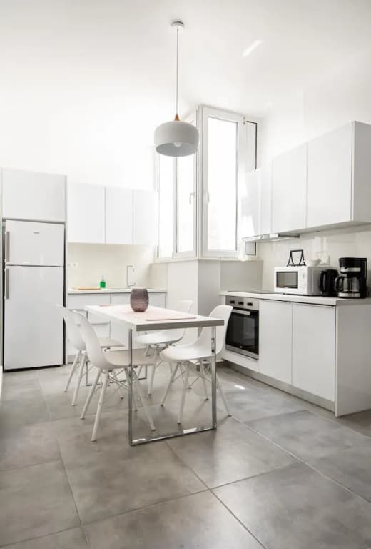 Travellers Hut apartment in Neos Kosmos - photo 12