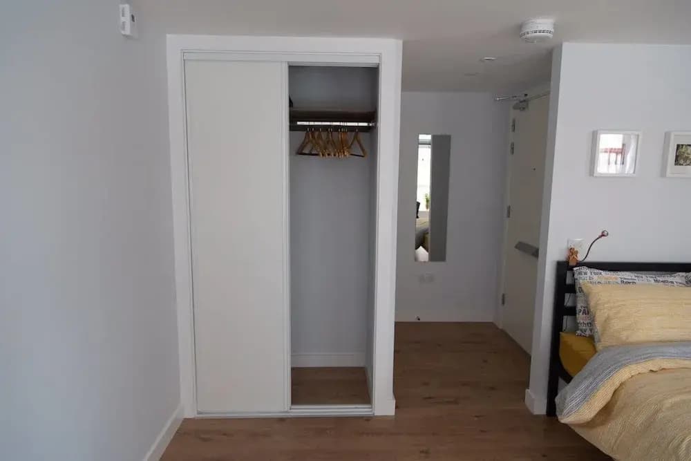 Studio flat with free Parking - photo 28