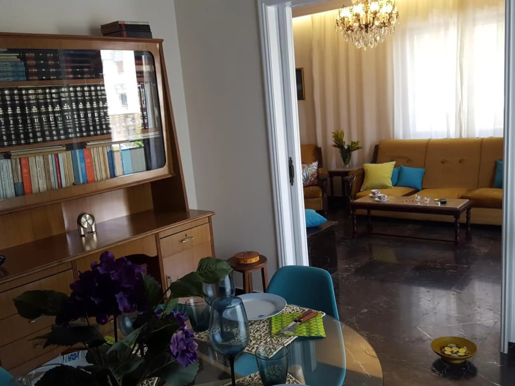 Superb Athenian Nest - photo 4