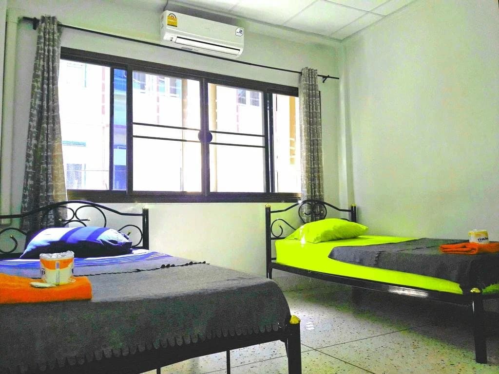 D & N hostel - photo 4