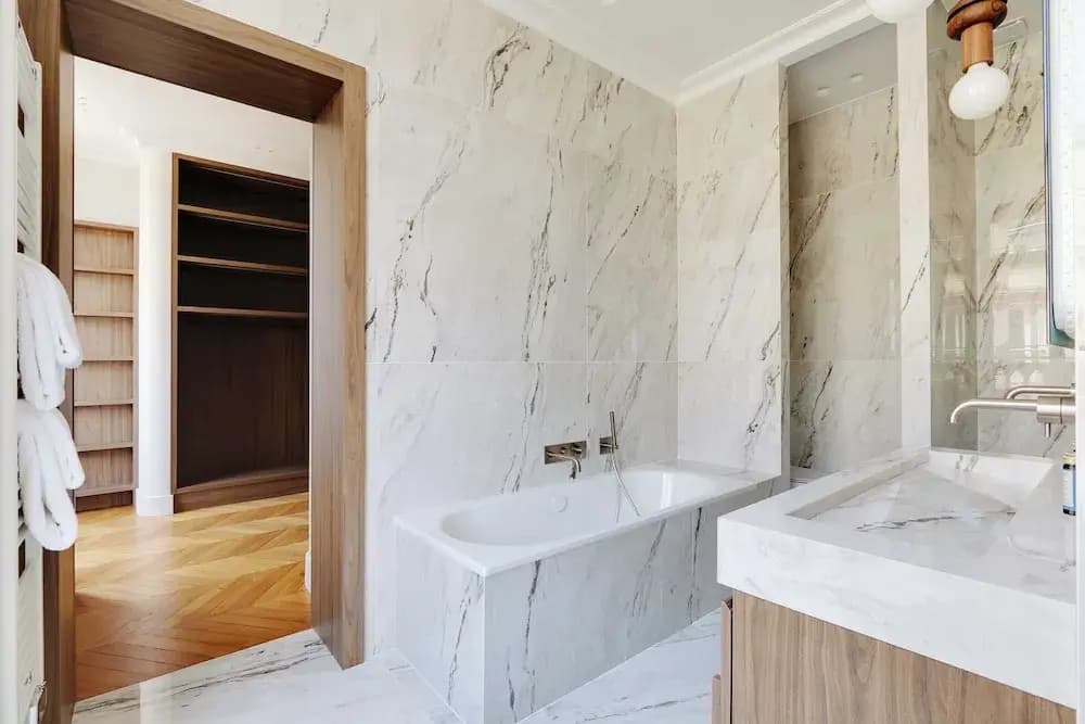 Luxury Apt With AC - 4bd/8p - Etoile/victor Hugo - photo 10