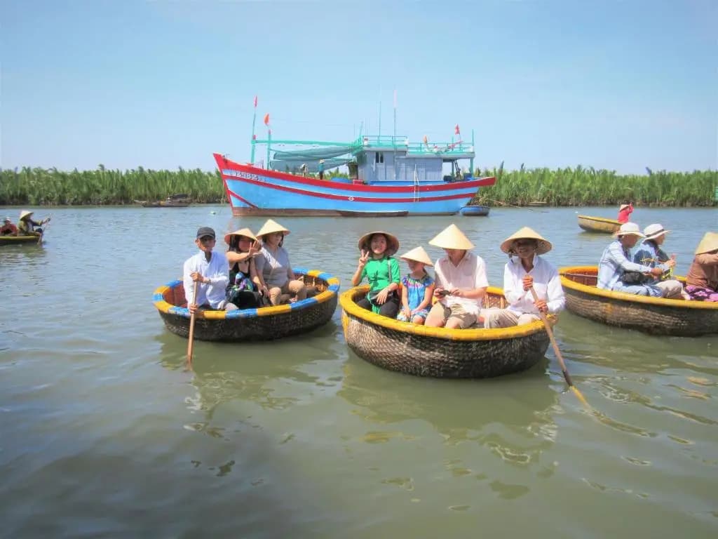 Nam Ngai Hotel - photo 9