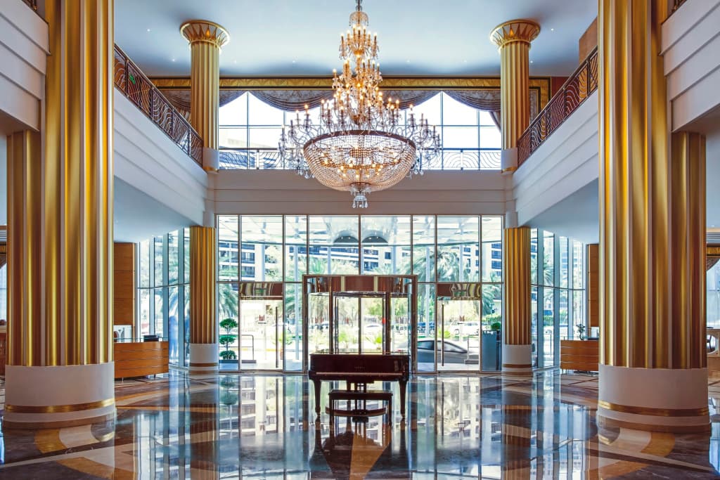 Corniche Hotel Abu Dhabi - photo 2