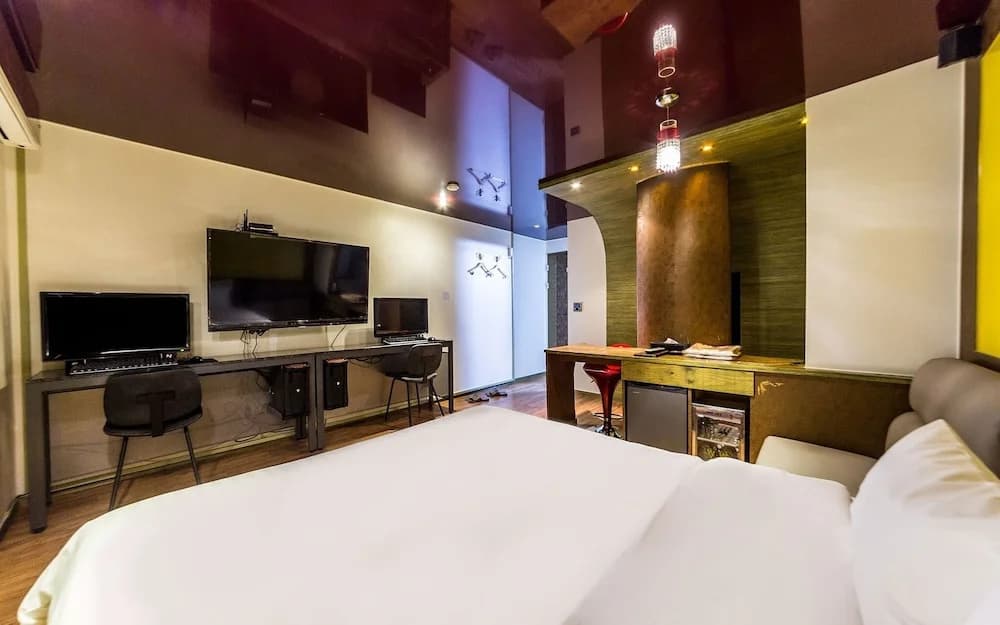 Wow Motel - photo 6