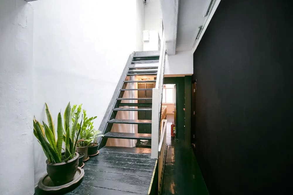 Oyo Chatel Hostel Bangkok - photo 11