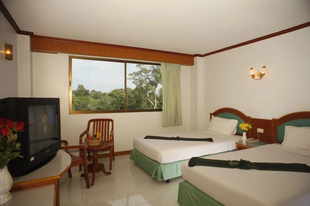 Boonsiam Hotel - photo 6