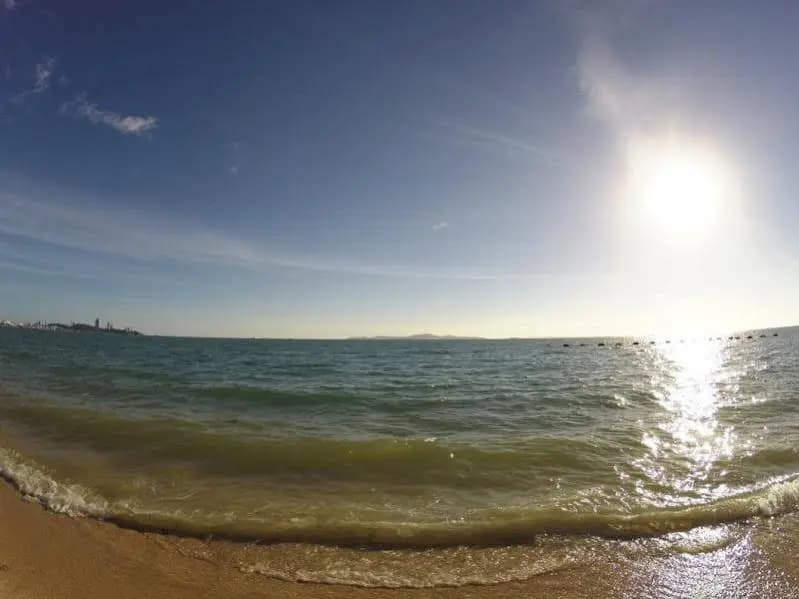 No.707@Park Beach Condominium - photo 5